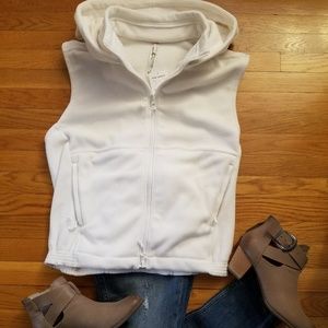 Free People  Movement Fleese Vest New without tags